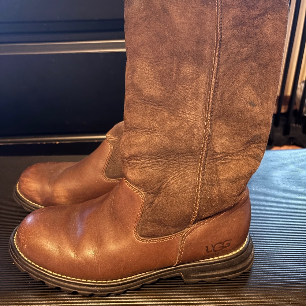 UGG Women's Brown Leather Winter Boots